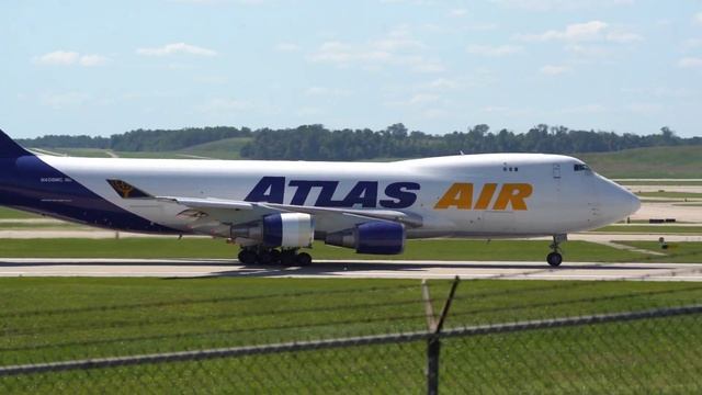 ATLAS AIR 747-400F N408MC Engine Strike Landing at Shanghai's Pudong Airport PVG after with repairs смотреть онлайн