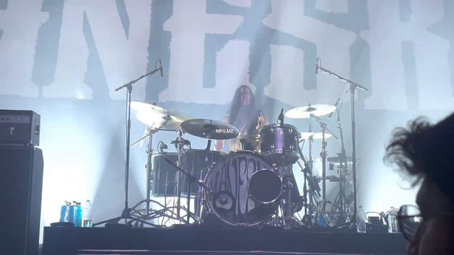 MÅNESKIN - “BEGGIN’” (Live) | LOUD KIDS DETROIT смотреть онлайн