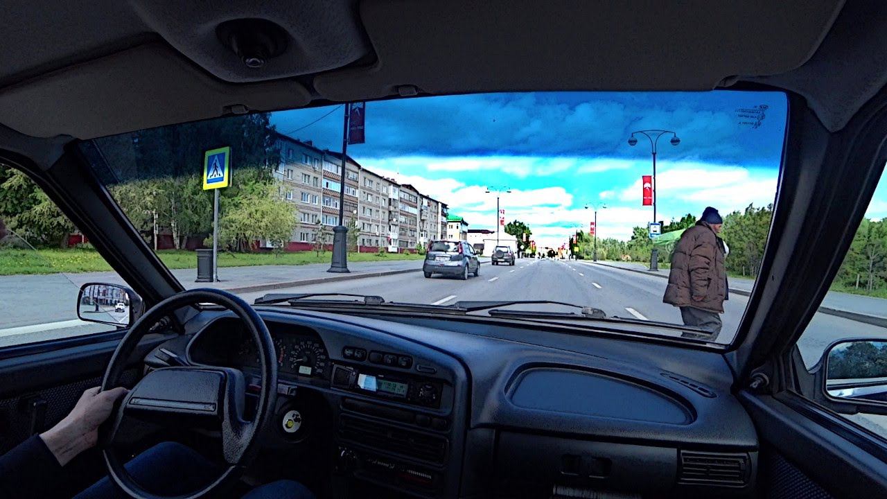 Как НЕ НАДО ездить по городу на ВАЗ 2113 смотреть онлайн