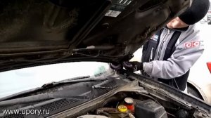 Установка амортизаторов (упоров) капота для Nissan X-Trail (T30) от upory.ru