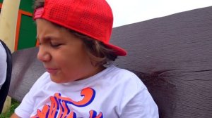 Камиль ХОЧЕТ Быть МАЛЕНЬКИМ! НЕ ПОДЕЛИЛИ Коляску... Скейтч от Кикидо