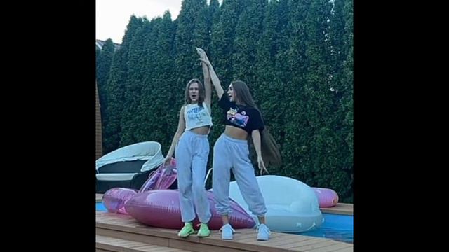 как выглядит школа бани и загарадный дом !😨😭 смотреть онлайн