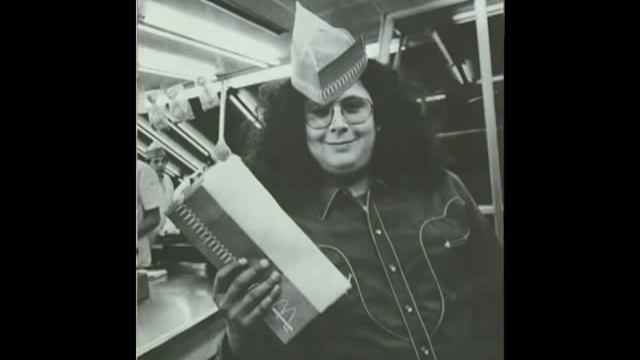 Aynsley Dunbar - Wino Man (The Mothers of Invention) смотреть онлайн