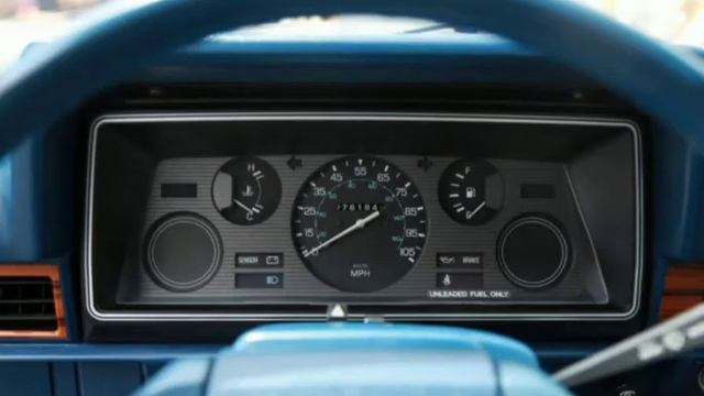 NISSAN DATSUN 2.2 4WD смотреть онлайн