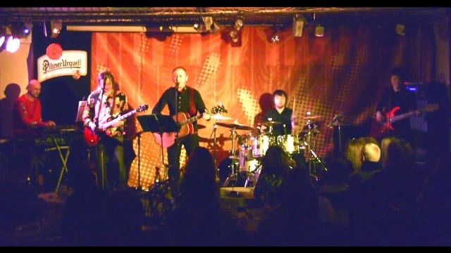 Группа Валерия Каримова (Valeri Karimov) - Смотрели на звёзды смотреть онлайн