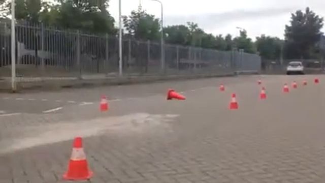 Honda - ABS-test смотреть онлайн