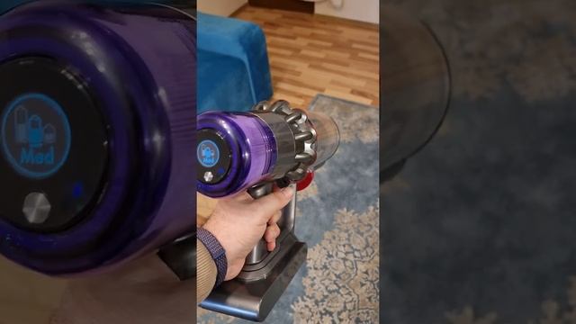 Review Aspirator vertical Dyson V11 Animal Extra + suport de podea смотреть онлайн