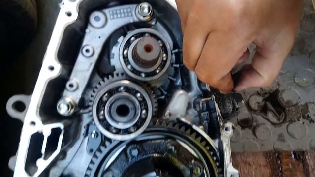 Mitsubishi I-miev Gearbox Repair Part 1 Разборка редуктора.