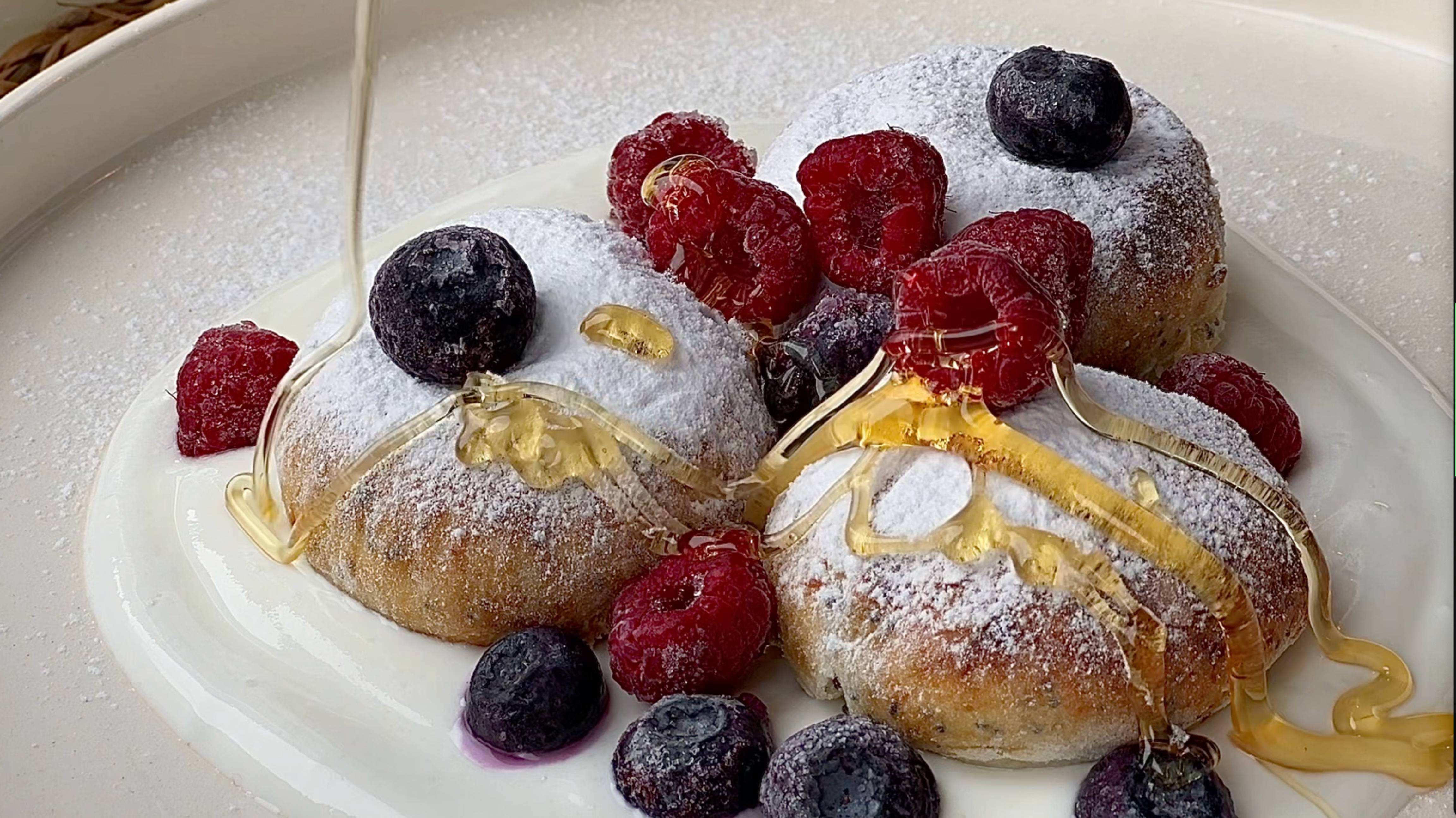 Запеченные сырники с маком в аэрогриле Demiand, купить аэрогриль Demiand на WB: 173258457 смотреть онлайн