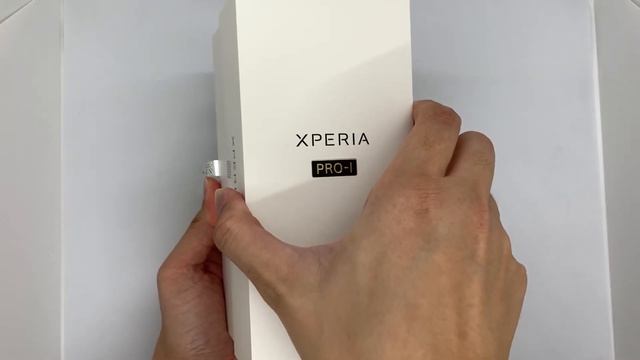 Sony Xperia Pro-I - UNBOXING BY XPERIA TEAM ! смотреть онлайн