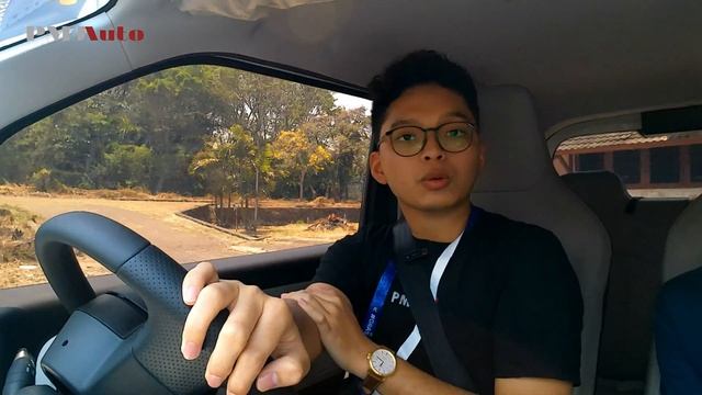 MOBIL LISTRIK SEHARGA LCGC!!! || Wuling Air EV Long Range 2023 || First Drive Impression смотреть онлайн