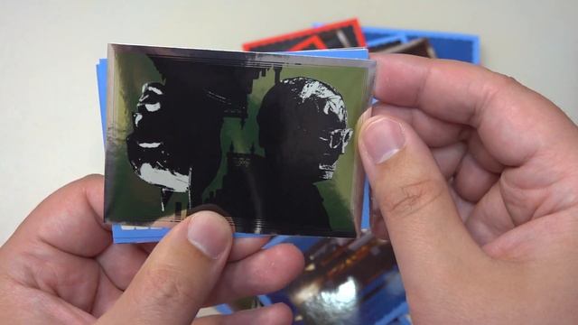 Новый Бэтмен Патиссон в наклейках Panini 2022 смотреть онлайн