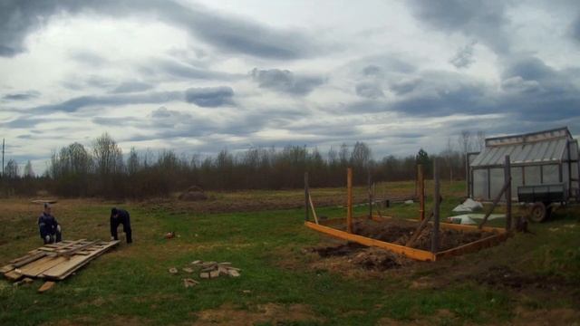 Бюджетная теплица своими руками. Часть первая смотреть онлайн