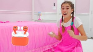 Мия и история про монстра под кроватью | Настя Артём Мия