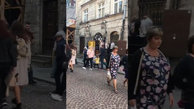 Пьяные танцы Drunken dances смотреть онлайн