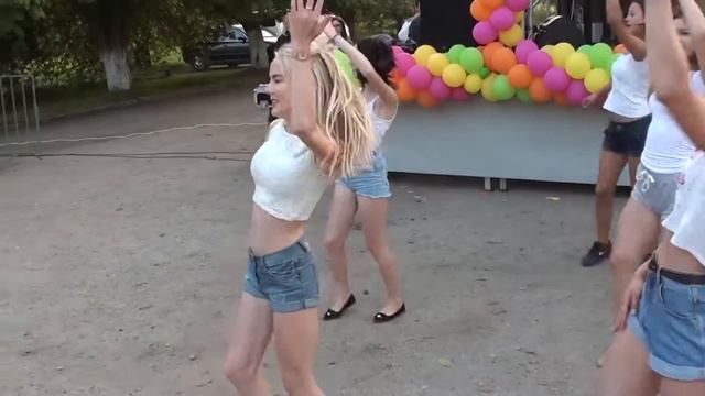Группа "ЭКШЕН" из Заливино порвала всех!!!! "ДОЖИНКИ 2016 Славянское"!!! смотреть онлайн