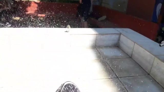 SONY SRS-XB20 (WATER TEST#2 смотреть онлайн