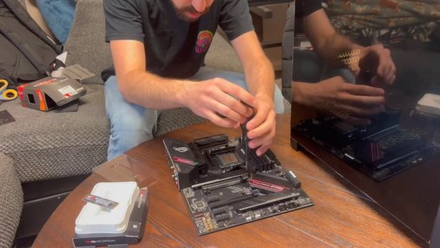 I built my first PC (Ryzen 7 5800X) смотреть онлайн