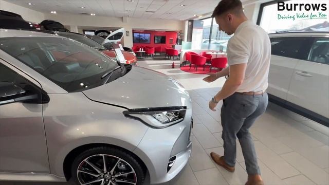 Toyota Yaris And Yaris Cross - How To Check The Oil Level