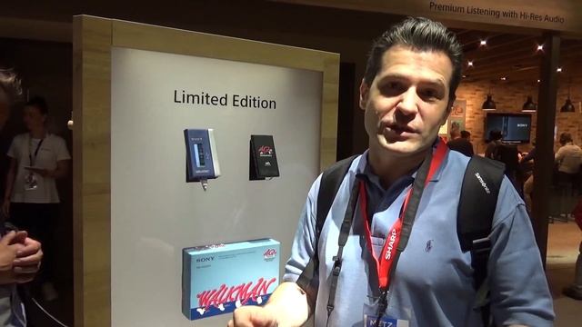¡Esto no es un antiguo walkman (aunque lo parezca)! смотреть онлайн