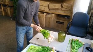 Силиконовые тюльпаны закрытые | Как собрать букет по спирали | ОБЗОР