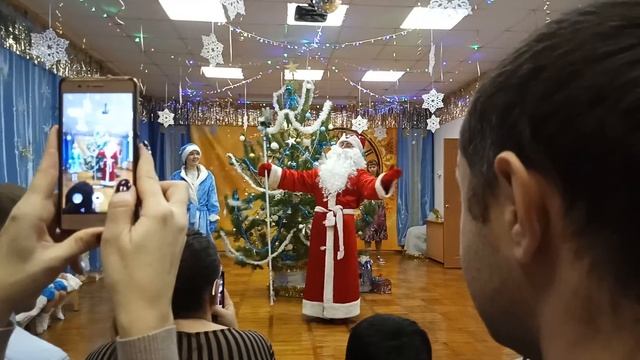 Утренник 26.12.2019 ч.1 (я не знаю, почему прервалась запись) смотреть онлайн