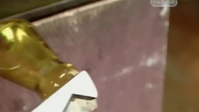 как стеклодувы делают настольные украшения из стекла смотреть онлайн