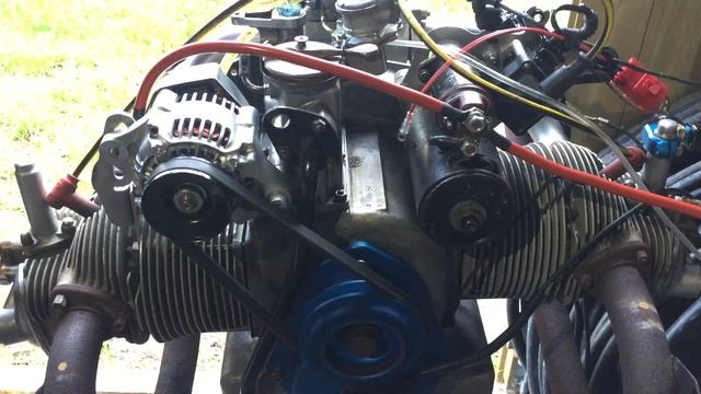 Panhard 24CT Modified Engine - Slow Idle смотреть онлайн