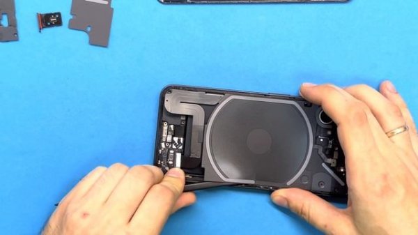 Разборка Nothing Phone (1) /  Teardown Nothing Phone (1)