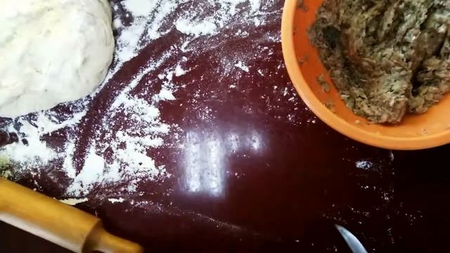 Треугольные беляши с селедкой, очень сочные!(общее время жарки 15 минут) смотреть онлайн