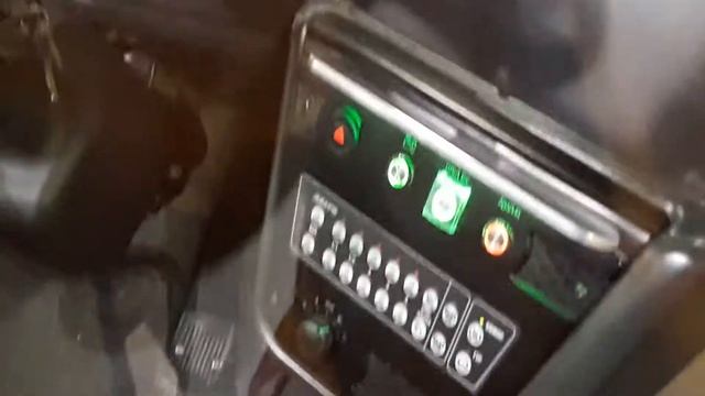 Огромный электробус Пионер 6245 смотреть онлайн