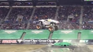 монстр трак шоу