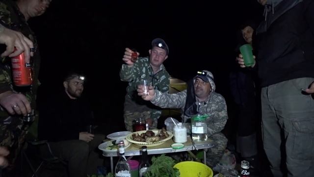 18+ | Встреча с друзьями | Вкусняшки | Рыбалка | Отличное настроение смотреть онлайн