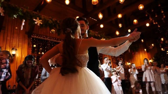 Свадебный танец С & Д (song: Willow - Jasmine Thompson) смотреть онлайн