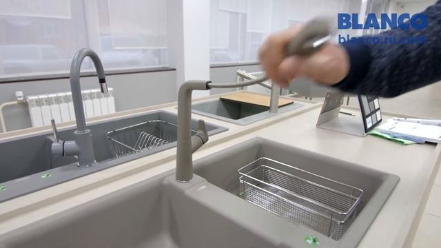 Смеситель для кухни Blanco Avona-S с выдвижной лейкой смотреть онлайн