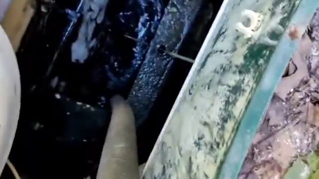 Откачка ила из септика ассенизатором смотреть онлайн