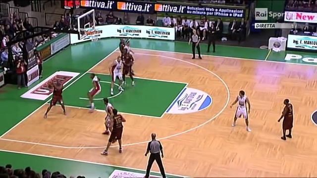 Reyer Venezia - Scavolini Pesaro смотреть онлайн