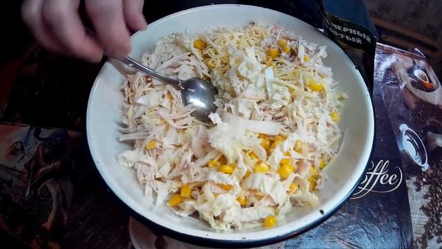 Рецепт Салата из Пекинской Капусты и Кукурузы. смотреть онлайн
