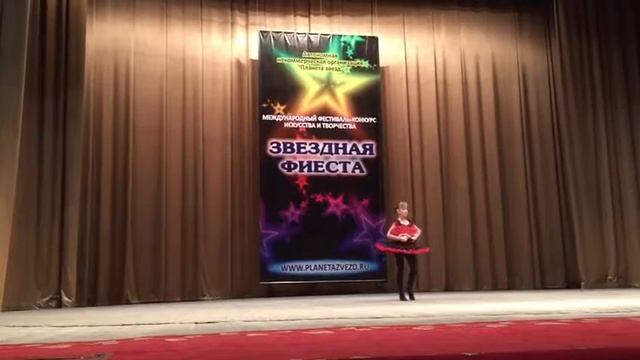 Решетникова Александра - "Вариация с веером" на музыку из балета Кармен смотреть онлайн