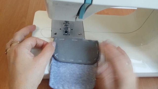 Обработка накладного кармана с клапаном. Урок №12 смотреть онлайн