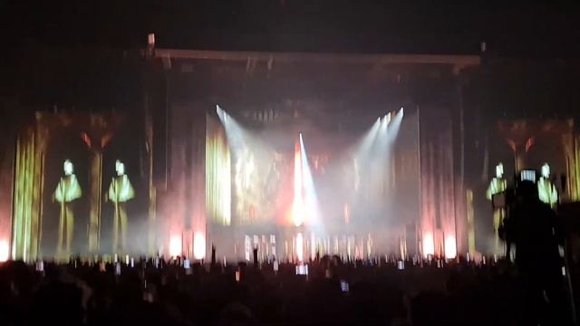 Lady Gaga 2022 Düsseldorf The Chromatica Ball смотреть онлайн