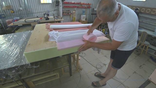 Изголовье Кровати ПЫШНЫЕ БАТОНЫ / The Soft Headboard of the Bed DIY смотреть онлайн