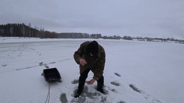 ЖЕРЛИЦЫ сработали. Воды по колено. Зима скоро закончится,но еще продолжается. смотреть онлайн