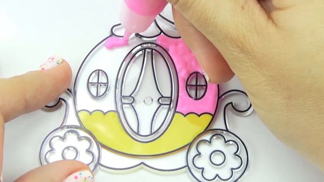 Сюрпризы из кинетического песка с игрушками смотреть онлайн