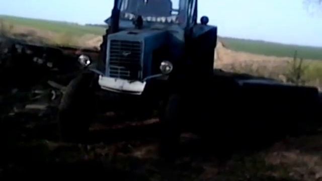 Запуск МТЗ-80 с толкача. смотреть онлайн