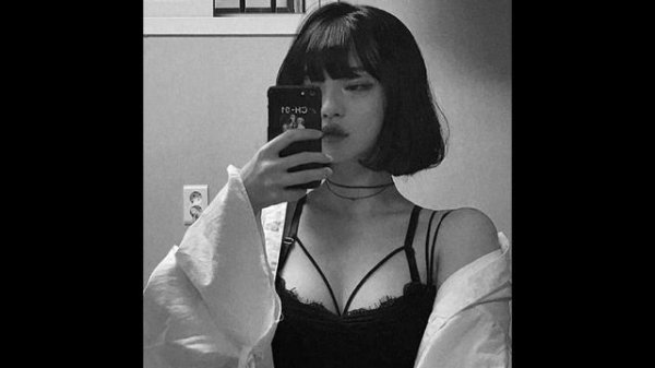 Jordan Burns - Weekend ( S l o w e d + R e v e r b + B a s s B o o s t e d )