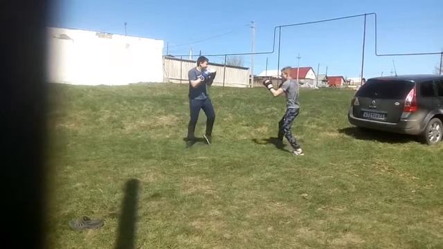 Бой #1 "Бокс Захар vş ММА Владимир" смотреть онлайн