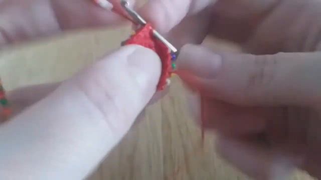 Мастер класс Шар - брелок вязаный бисером смотреть онлайн