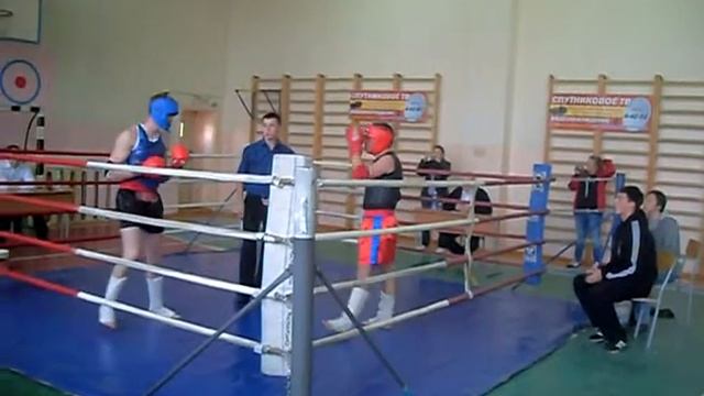 Чемпионат Удмуртии по тайскому боксу среди юношей смотреть онлайн