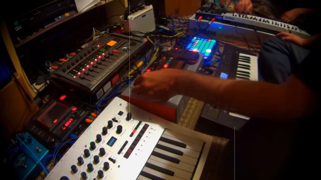 mINISTRY oF hATE (Reface DX/CS,Minilogue,Volca FM, Circuit ) смотреть онлайн